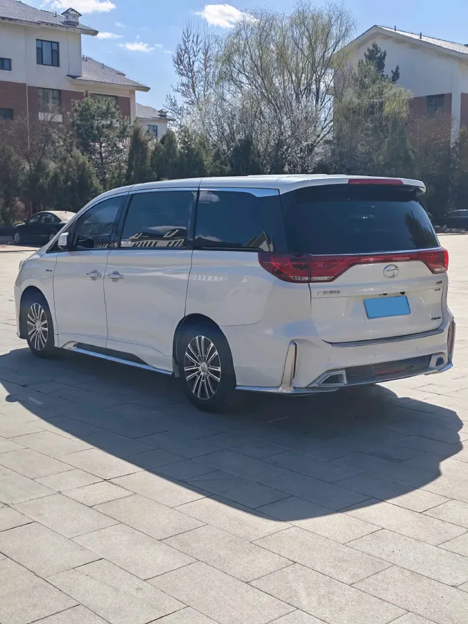 2021 GAC Trumpchi M8 2.0T 252HP L4 8AT,autocango,china used car exporter,china ev exporter,chinese used car exporter,chinese used ev exporter