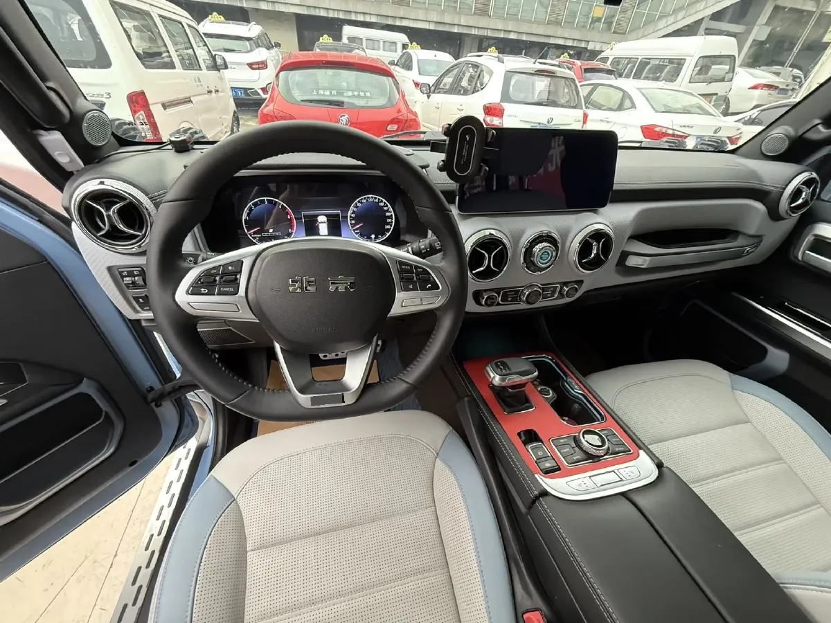 2023 Beijing BJ40 2.0T 163HP L4 8AT,autocango,china used car exporter,china ev exporter,chinese used car exporter,chinese used ev exporter