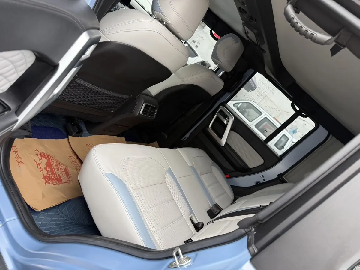 2023 Beijing BJ40 2.0T 163HP L4 8AT,autocango,china used car exporter,china ev exporter,chinese used car exporter,chinese used ev exporter