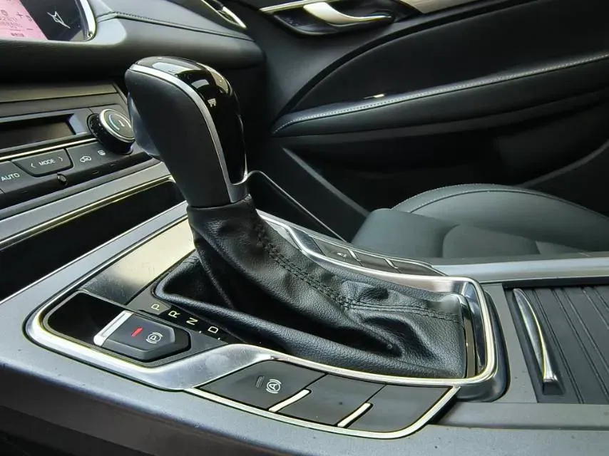 2020 Geely Emgrand 1.5L 109HP L4 CVT,autocango,china used car exporter,china ev exporter,chinese used car exporter,chinese used ev exporter