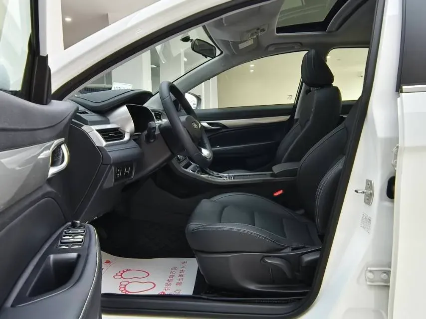 2020 Geely Emgrand 1.5L 109HP L4 CVT,autocango,china used car exporter,china ev exporter,chinese used car exporter,chinese used ev exporter