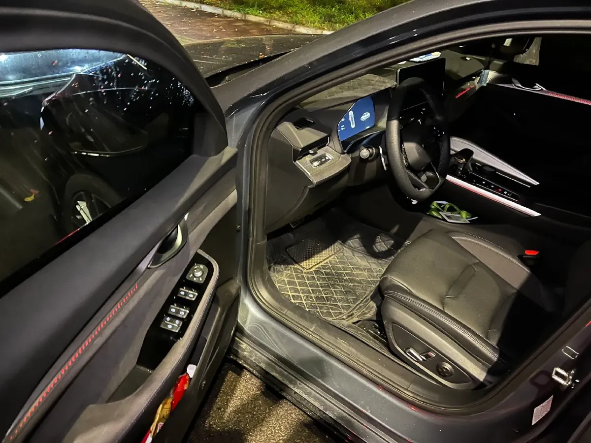 2024 Geely Preface 2.0T 190HP L4 7DCT,autocango,china used car exporter,china ev exporter,chinese used car exporter,chinese used ev exporter