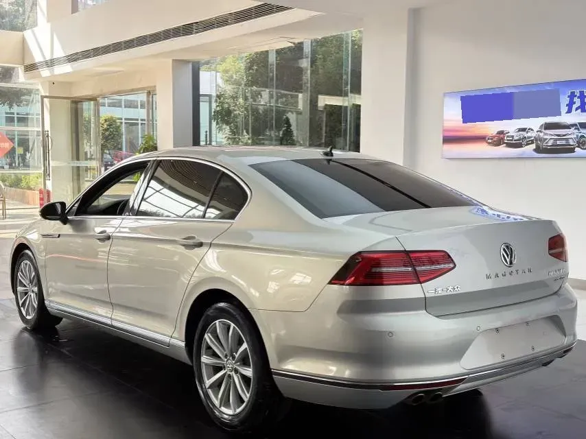 2018 Volkswagen Magotan 1.8T 180HP L4 7DCT,autocango,china used car exporter,china ev exporter,chinese used car exporter,chinese used ev exporter