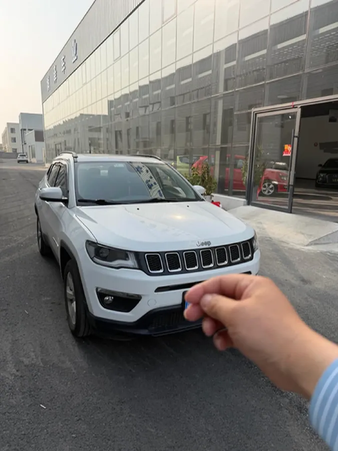 2020 Jeep Compass 1.3T 173HP L4 7DCT,autocango,china used car exporter,china ev exporter,chinese used car exporter,chinese used ev exporter