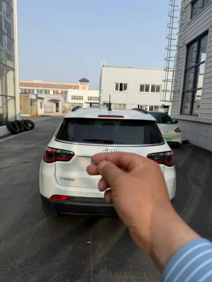 2020 Jeep Compass 1.3T 173HP L4 7DCT,autocango,china used car exporter,china ev exporter,chinese used car exporter,chinese used ev exporter