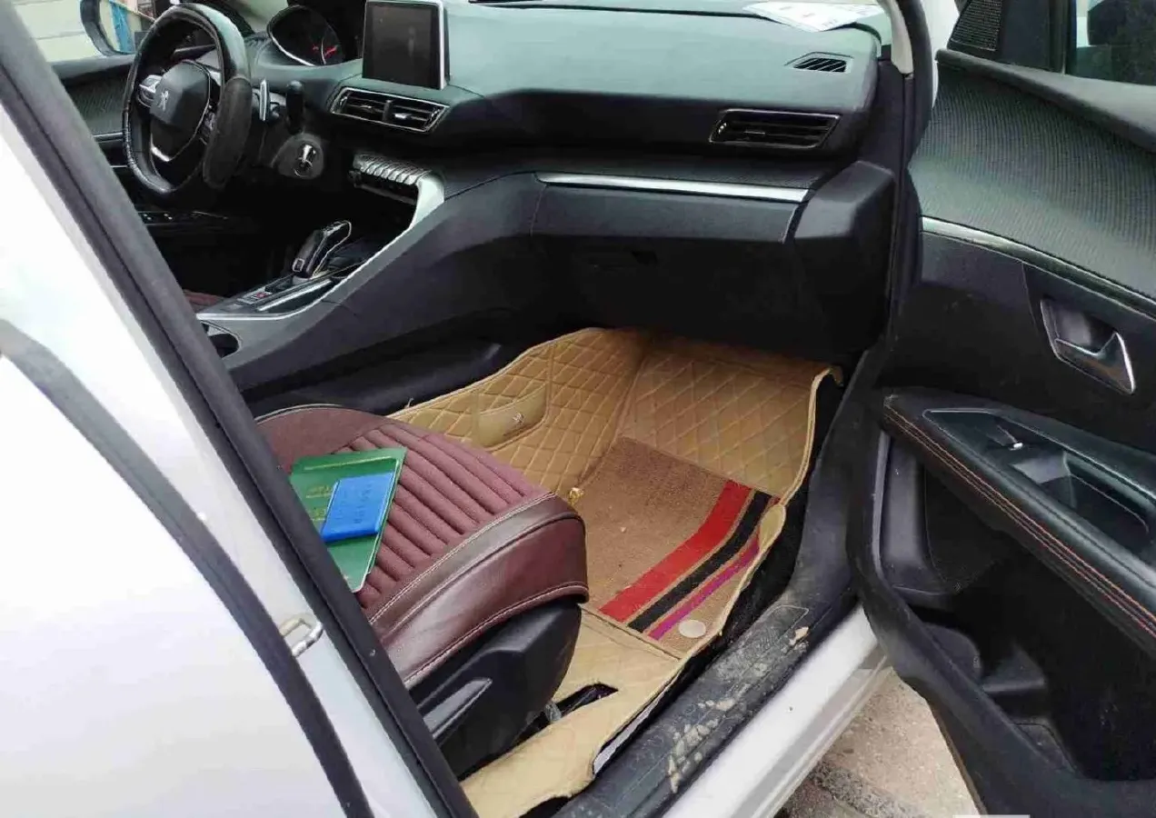 2019 Peugeot 5008 1.6T 170HP L4 6AT,autocango,china used car exporter,china ev exporter,chinese used car exporter,chinese used ev exporter