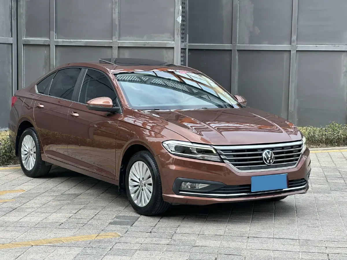 2018 Skoda Karoq 1.4T 150HP L4 7DCT,autocango,china used car exporter,china ev exporter,chinese used car exporter,chinese used ev exporter
