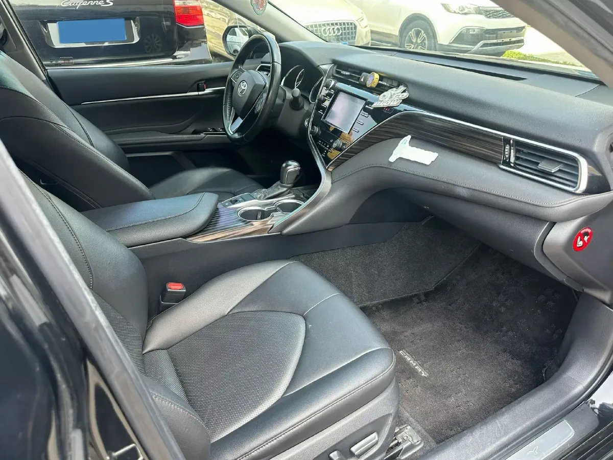2019 Toyota Camry 2.5L 209HP L4 8AT,autocango,china used car exporter,china ev exporter,chinese used car exporter,chinese used ev exporter