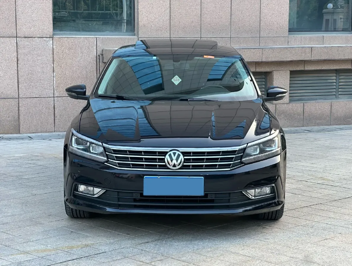 2017 Volkswagen Passat 1.8T 180HP L4 7DCT,autocango,china used car exporter,china ev exporter,chinese used car exporter,chinese used ev exporter