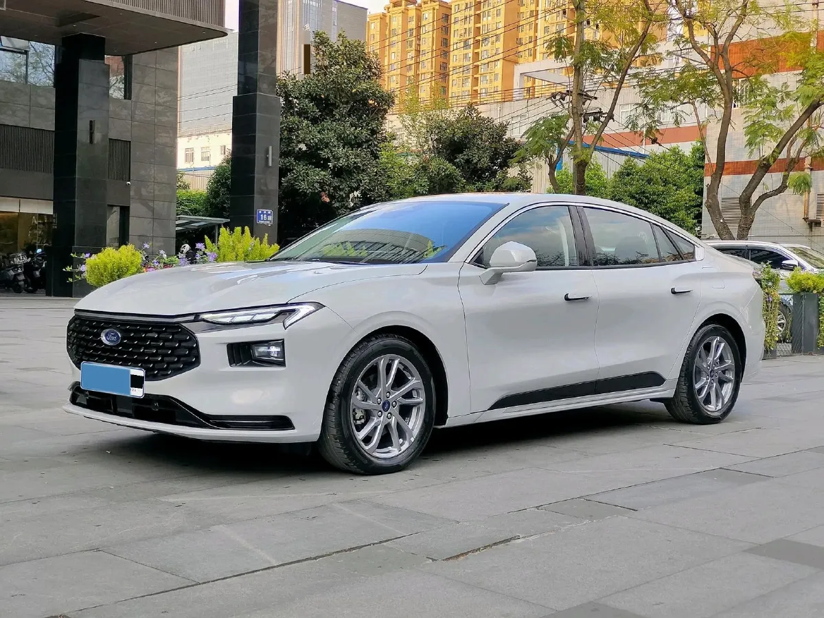 2023 Ford Mondeo 1.5T 190HP L4 8AT,autocango,china used car exporter,china ev exporter,chinese used car exporter,chinese used ev exporter