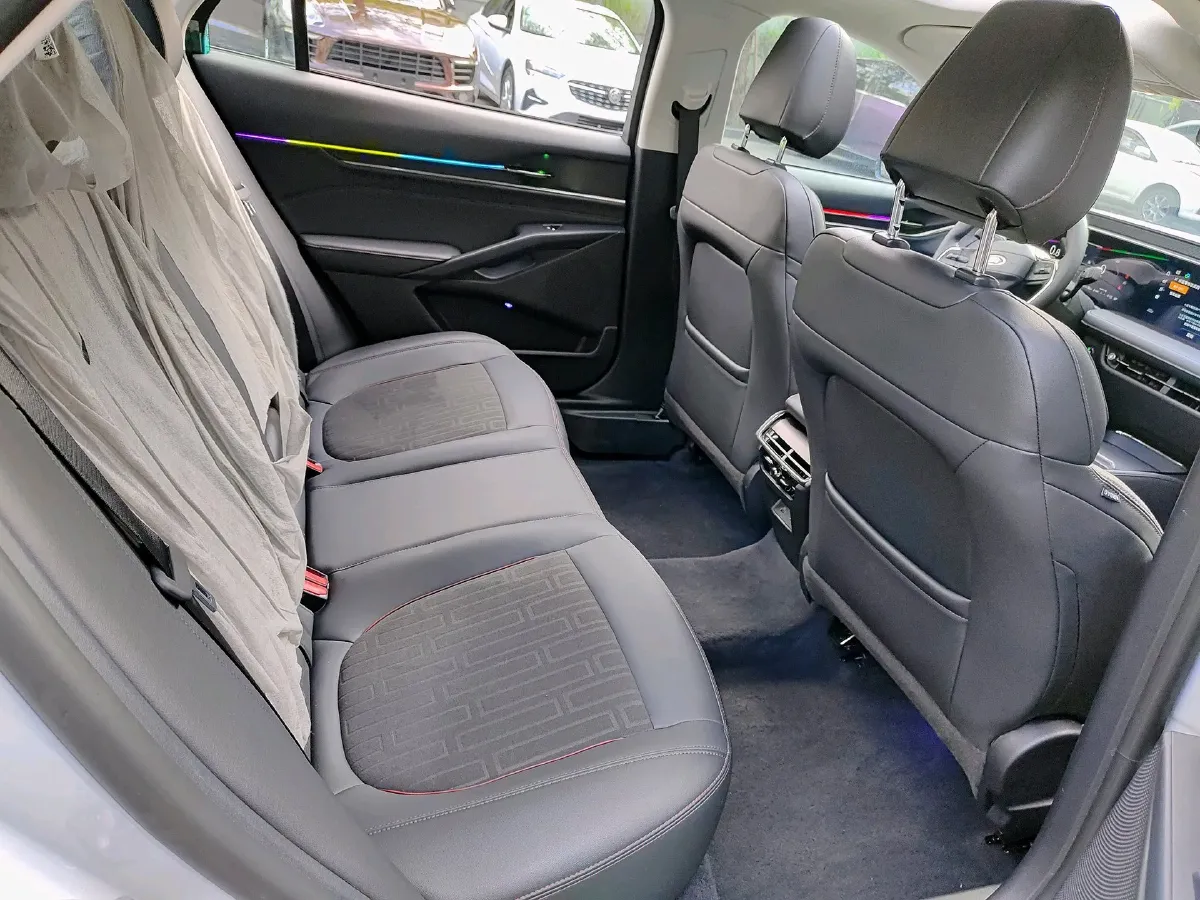 2023 Ford Mondeo 1.5T 190HP L4 8AT,autocango,china used car exporter,china ev exporter,chinese used car exporter,chinese used ev exporter