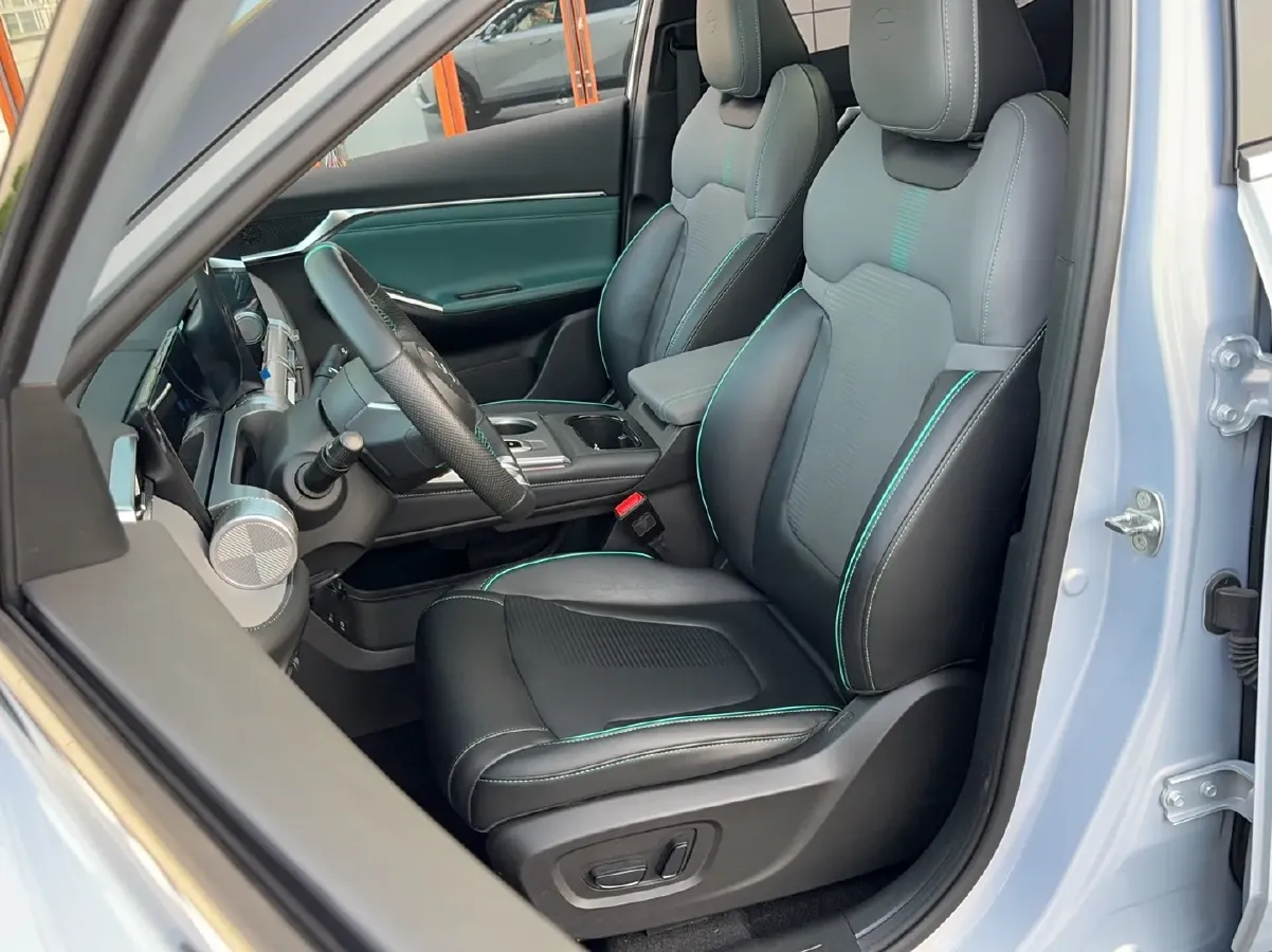 2022 GAC Trumpchi Emkoo 1.5T 177HP L4 7DCT,autocango,china used car exporter,china ev exporter,chinese used car exporter,chinese used ev exporter