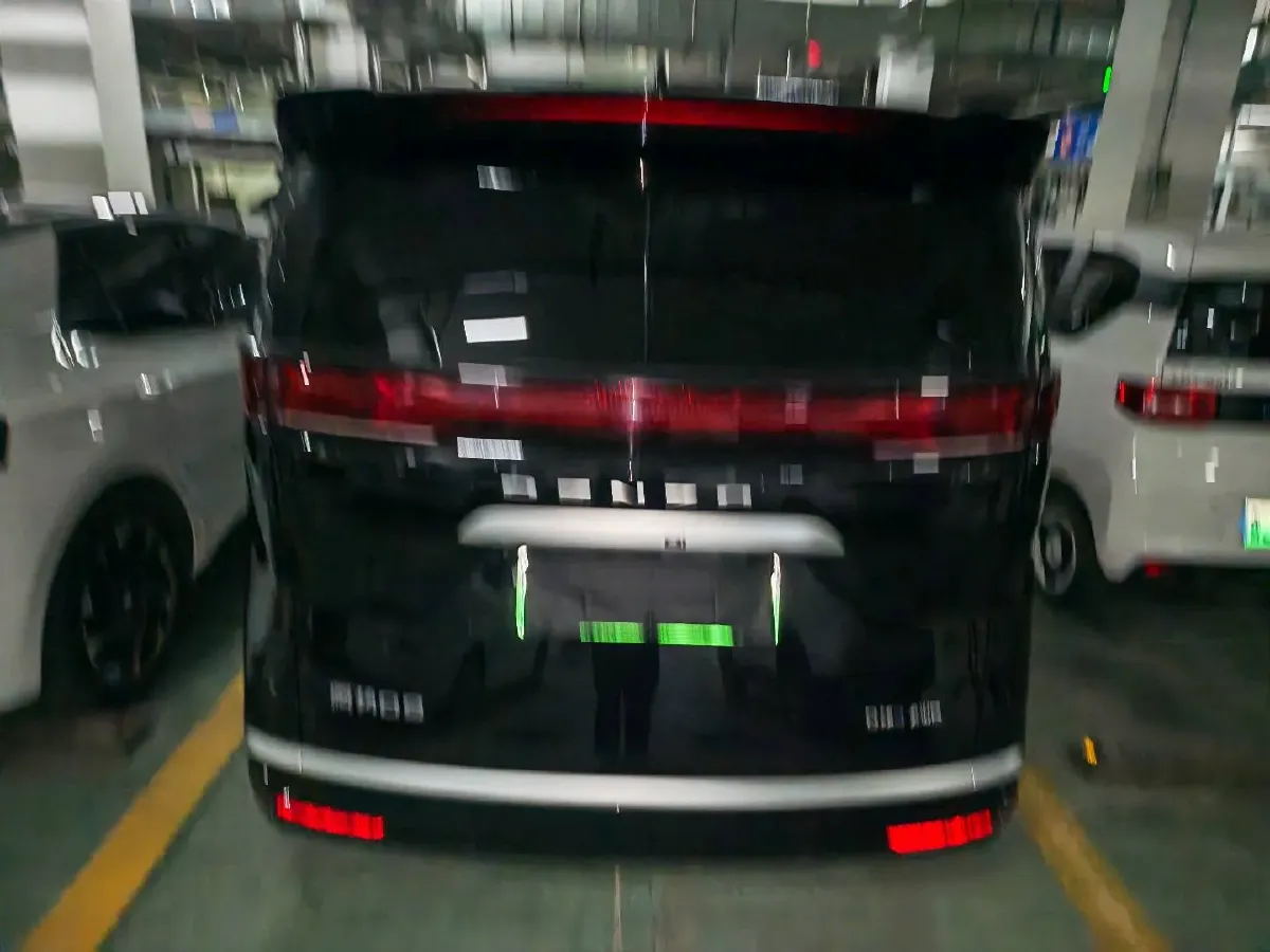 2024 Denza D9 1.5T 139HP L4 E-CVT PHEV 40KWH,autocango,china used car exporter,china ev exporter,chinese used car exporter,chinese used ev exporter
