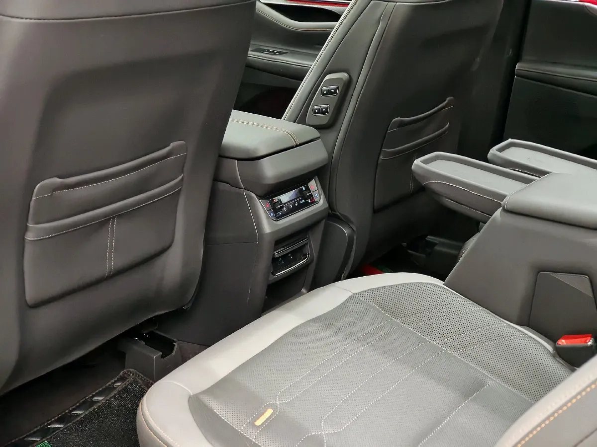 2023 Ford Edge 2.0T 252HP L4 8AT,autocango,china used car exporter,china ev exporter,chinese used car exporter,chinese used ev exporter