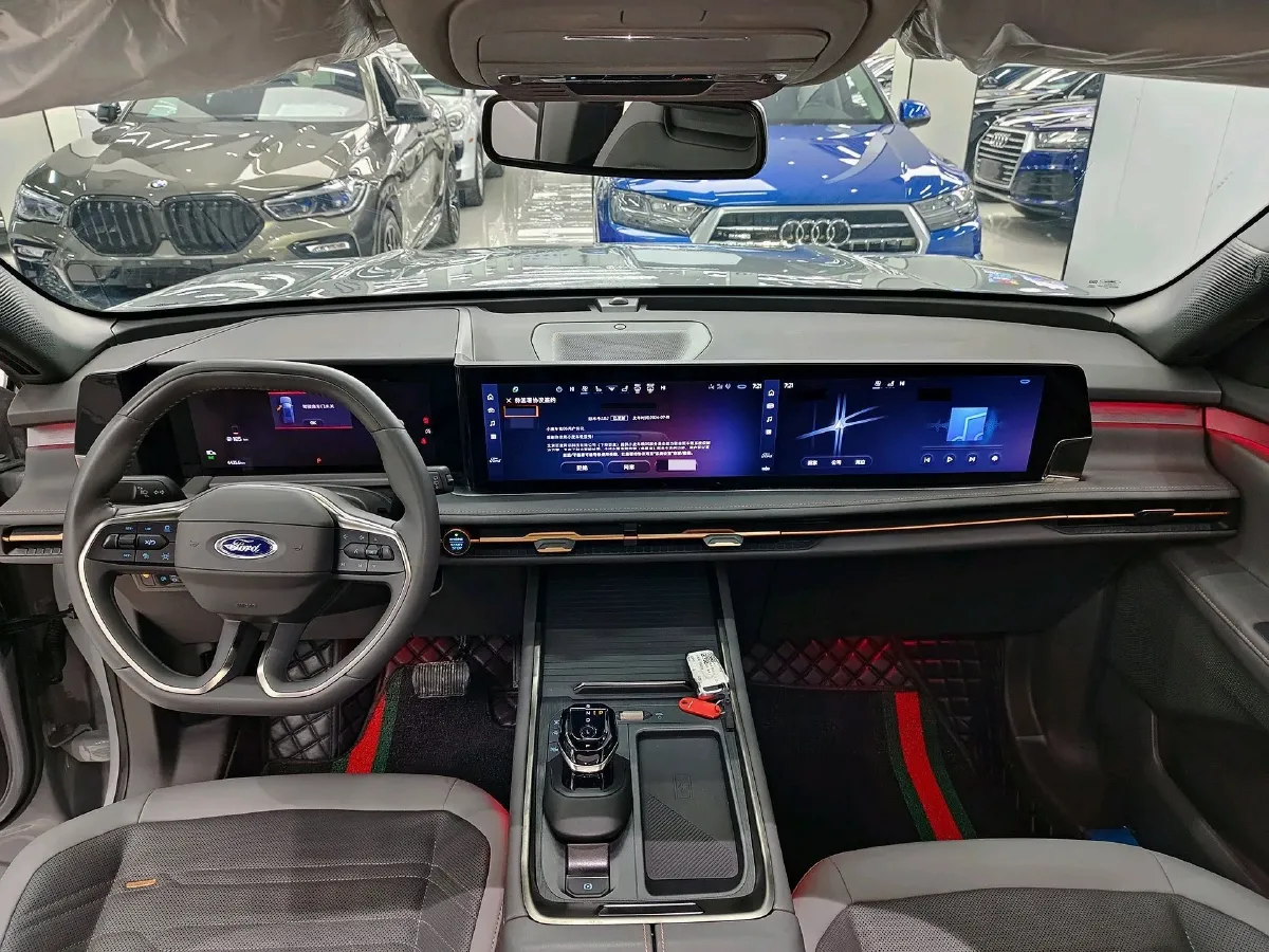 2023 Ford Edge 2.0T 252HP L4 8AT,autocango,china used car exporter,china ev exporter,chinese used car exporter,chinese used ev exporter