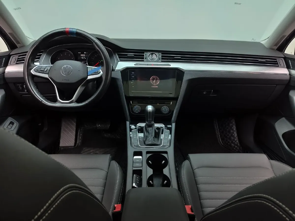 2020 Volkswagen Magotan 1.4T 150HP L4 7DCT,autocango,china used car exporter,china ev exporter,chinese used car exporter,chinese used ev exporter