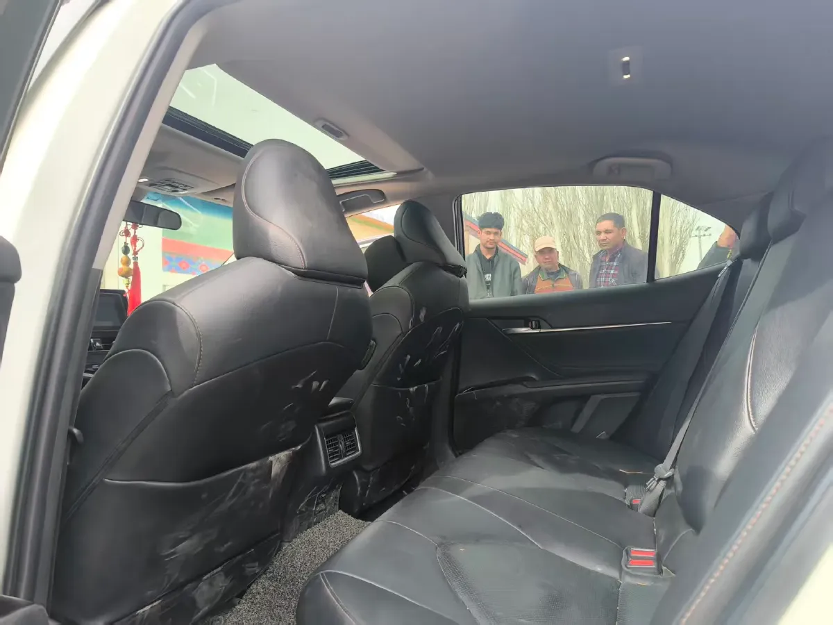 2023 Toyota Camry 2.5L 178HP L4 E-CVT Hybrid,autocango,china used car exporter,china ev exporter,chinese used car exporter,chinese used ev exporter