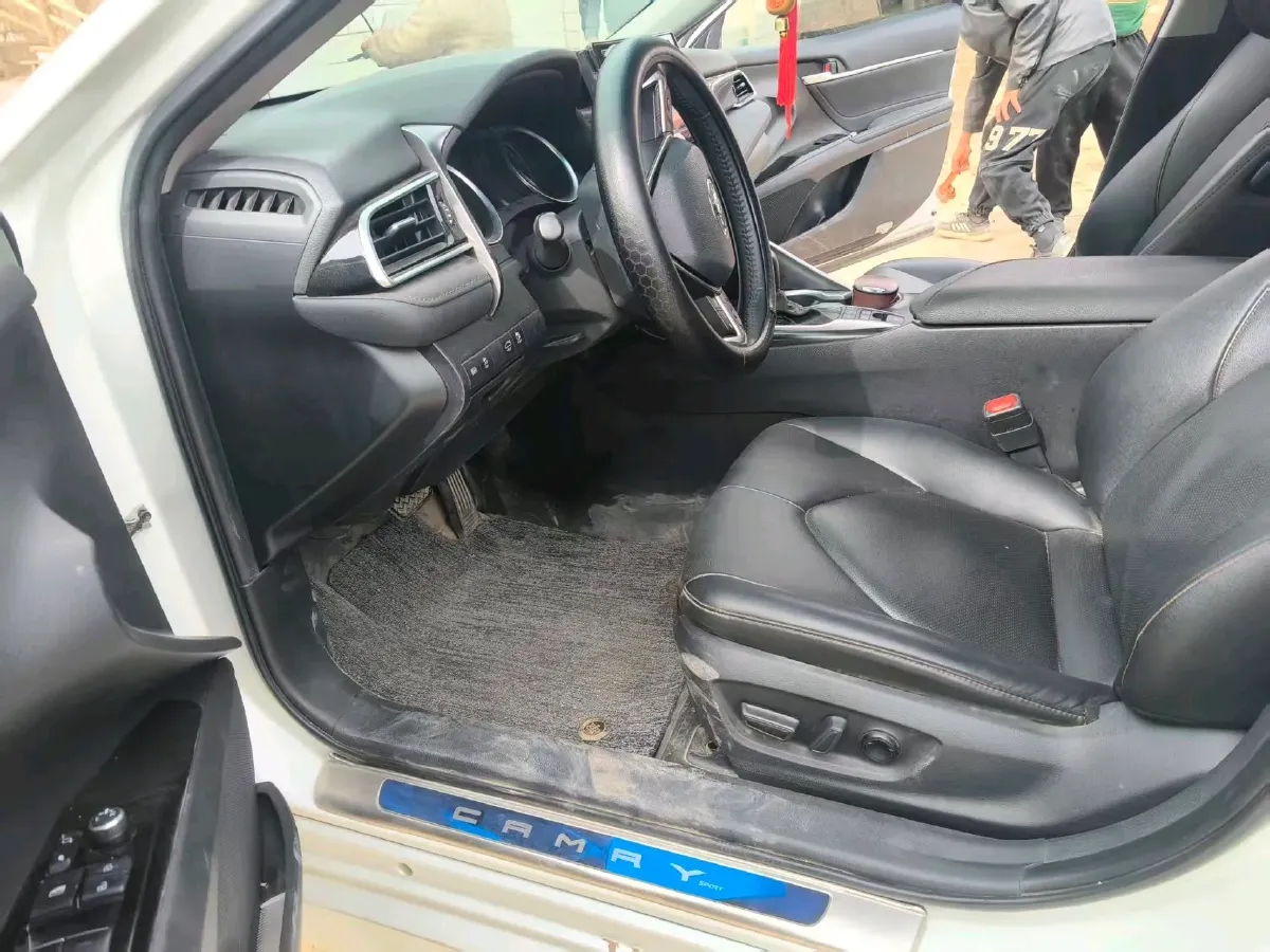 2023 Toyota Camry 2.5L 178HP L4 E-CVT Hybrid,autocango,china used car exporter,china ev exporter,chinese used car exporter,chinese used ev exporter