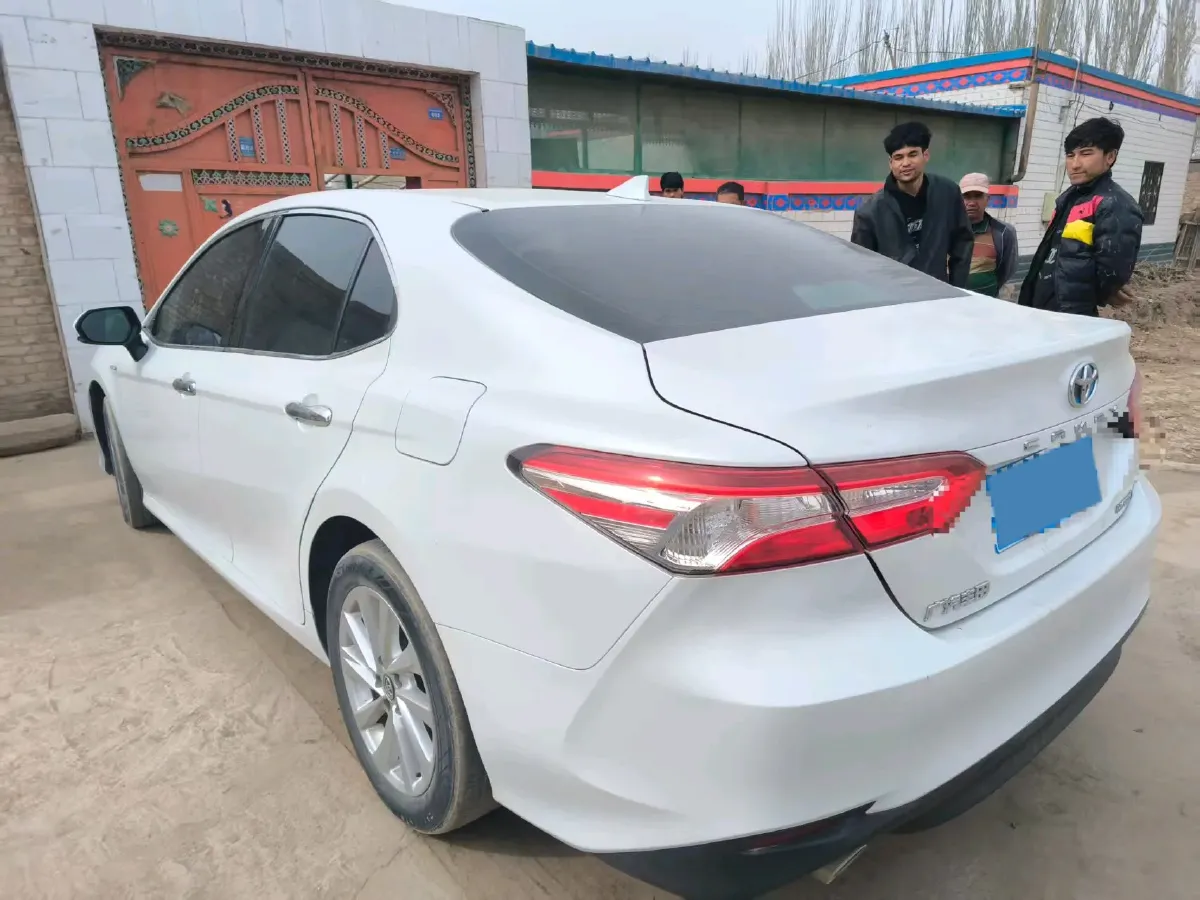 2023 Toyota Camry 2.5L 178HP L4 E-CVT Hybrid,autocango,china used car exporter,china ev exporter,chinese used car exporter,chinese used ev exporter