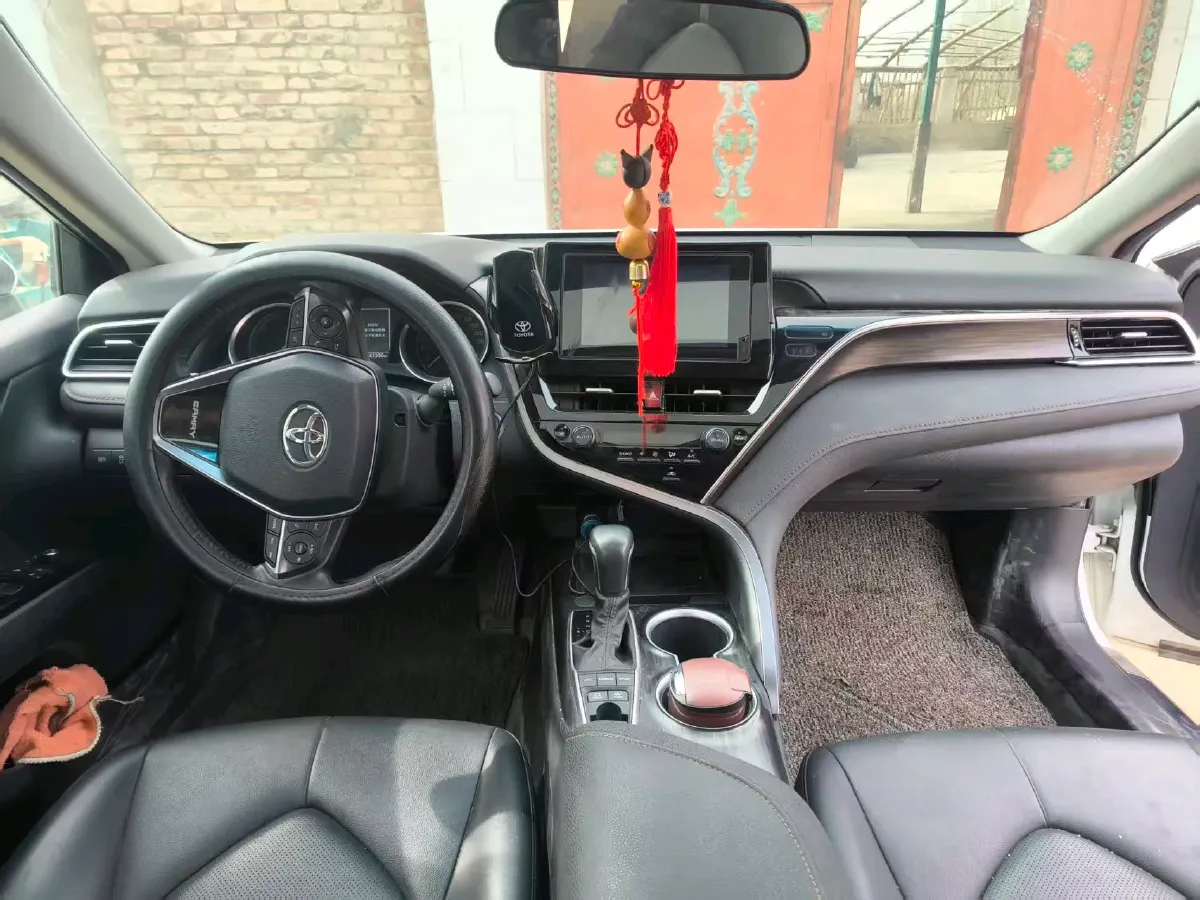 2023 Toyota Camry 2.5L 178HP L4 E-CVT Hybrid,autocango,china used car exporter,china ev exporter,chinese used car exporter,chinese used ev exporter