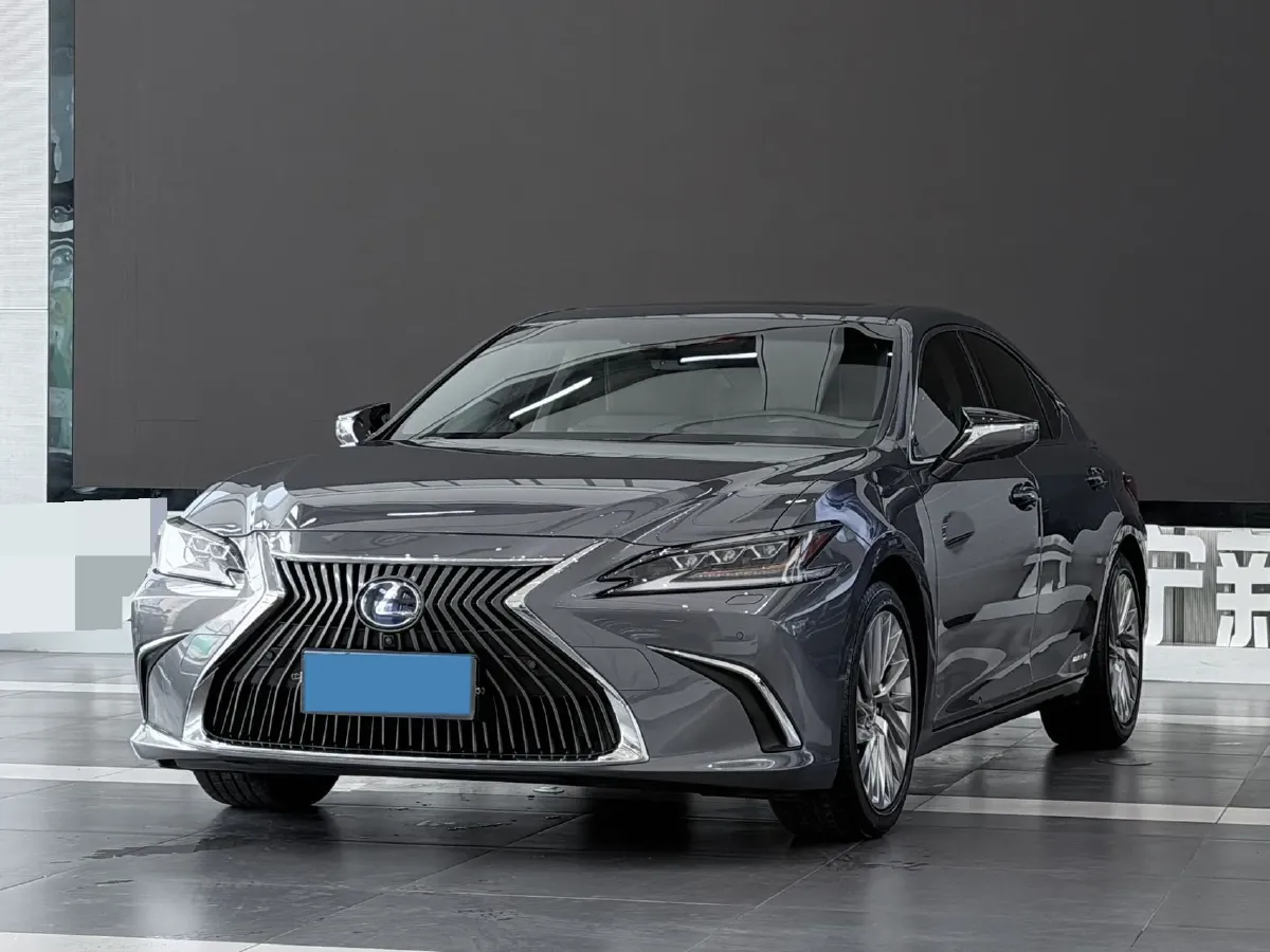 2020 Lexus ES 2.5L 178HP L4 E-CVT Hybrid,autocango,china used car exporter,china ev exporter,chinese used car exporter,chinese used ev exporter