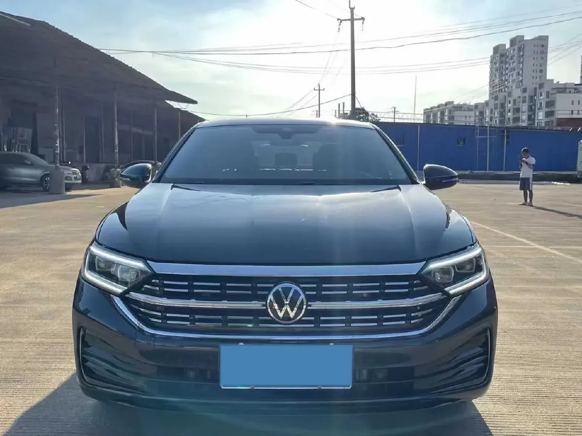 2023 Volkswagen Sagitar 1.5T 160HP L4 7DCT,autocango,china used car exporter,china ev exporter,chinese used car exporter,chinese used ev exporter