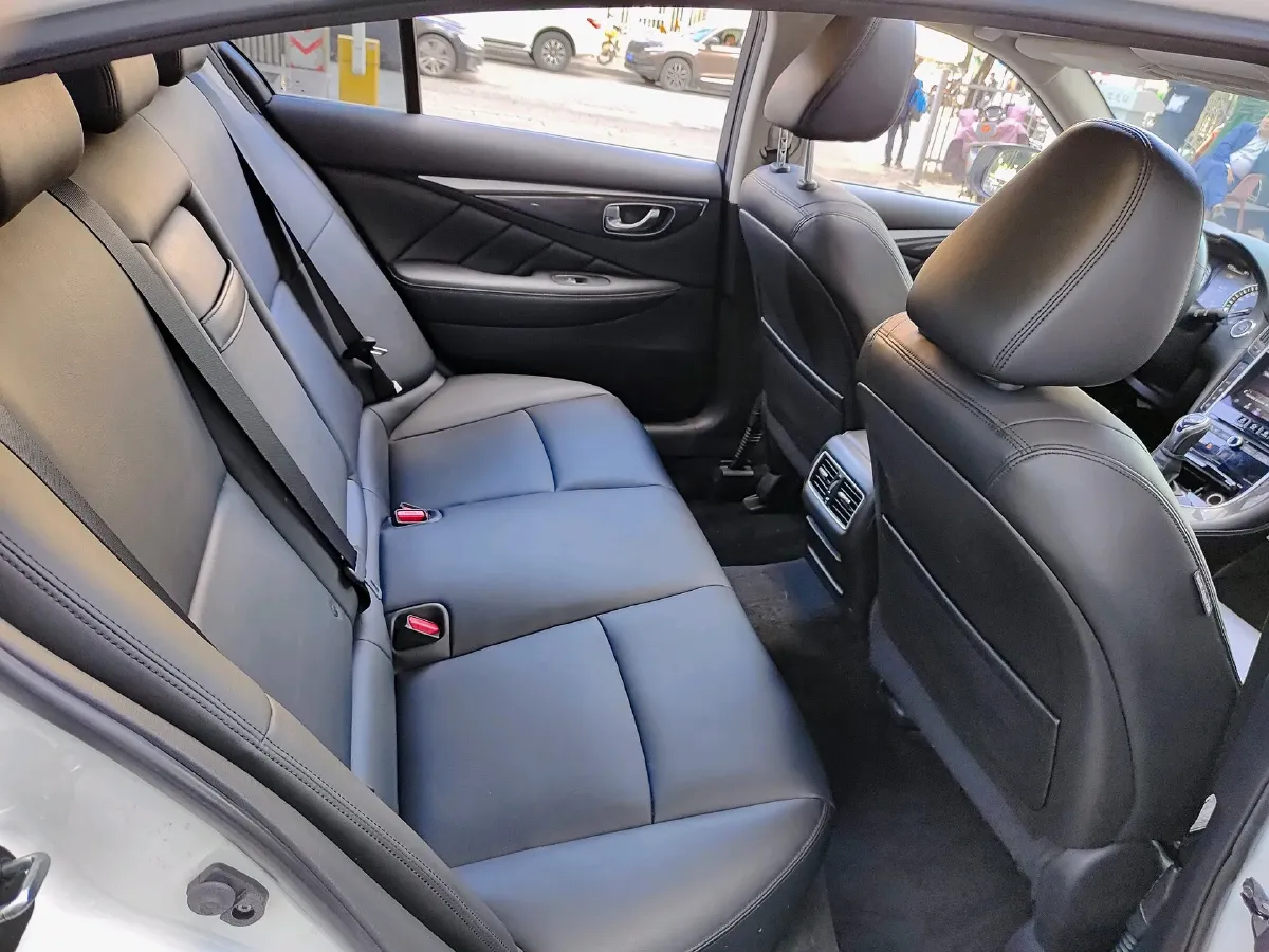 2021 Infiniti Q50L 2.0T 211HP L4 7AT,autocango,china used car exporter,china ev exporter,chinese used car exporter,chinese used ev exporter