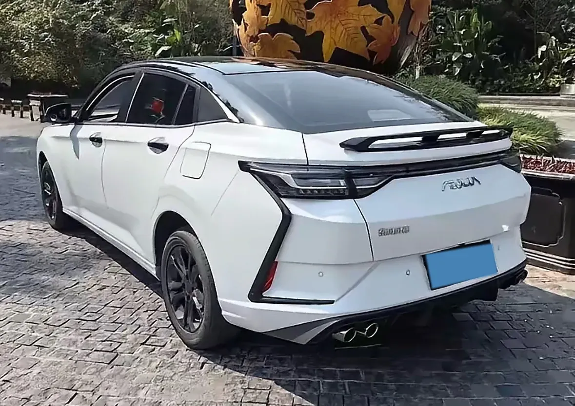 2023 DongFeng Aeolus YiXuan 1.5L 125HP L4 6DCT,autocango,china used car exporter,china ev exporter,chinese used car exporter,chinese used ev exporter