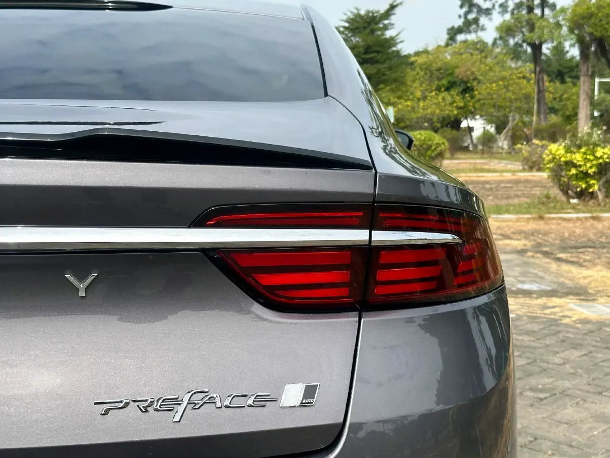 2025 Geely Preface 2.0T 238HP L4 8AT,autocango,china used car exporter,china ev exporter,chinese used car exporter,chinese used ev exporter