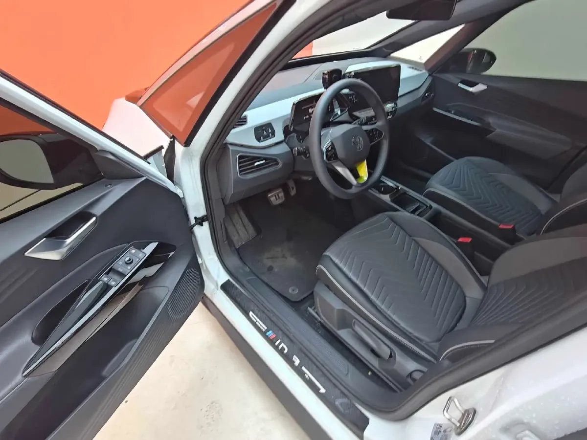 2023 Volkswagen Golf 1.4T 150HP L4 7DCT,autocango,china used car exporter,china ev exporter,chinese used car exporter,chinese used ev exporter