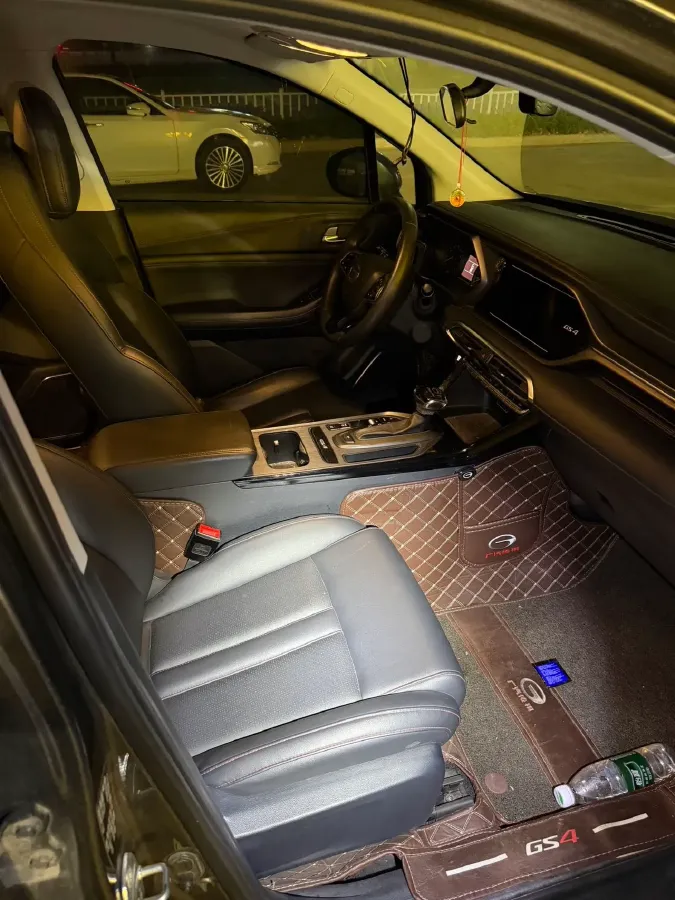 2020 GAC Trumpchi GS4 1.5T 169HP L4 6AT,autocango,china used car exporter,china ev exporter,chinese used car exporter,chinese used ev exporter