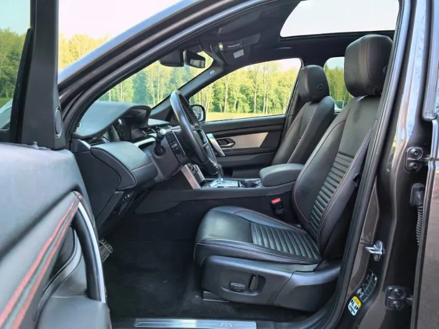 2022 Land Rover Discovery Sport 2.0T 249HP L4 9AT,autocango,china used car exporter,china ev exporter,chinese used car exporter,chinese used ev exporter