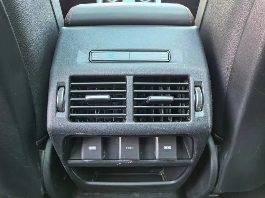 2022 Land Rover Discovery Sport 2.0T 249HP L4 9AT,autocango,china used car exporter,china ev exporter,chinese used car exporter,chinese used ev exporter