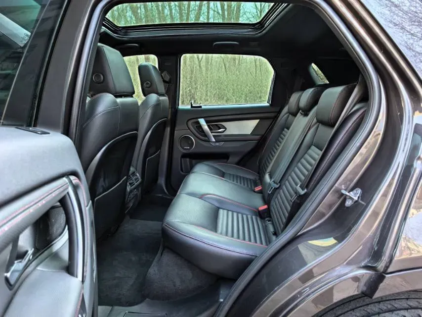 2022 Land Rover Discovery Sport 2.0T 249HP L4 9AT,autocango,china used car exporter,china ev exporter,chinese used car exporter,chinese used ev exporter