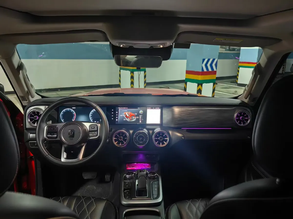 2021 Tank 300 2.0T 227HP L4 8AT,autocango,china used car exporter,china ev exporter,chinese used car exporter,chinese used ev exporter