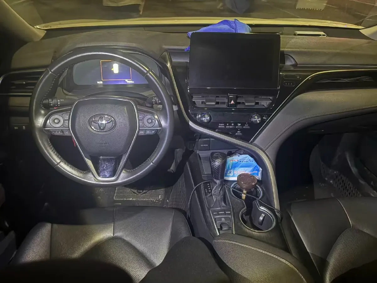 2021 Toyota Camry 2.5L 209HP L4 8AT,autocango,china used car exporter,china ev exporter,chinese used car exporter,chinese used ev exporter