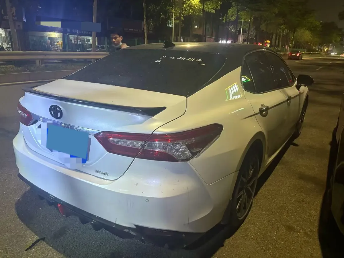 2021 Toyota Camry 2.5L 209HP L4 8AT,autocango,china used car exporter,china ev exporter,chinese used car exporter,chinese used ev exporter