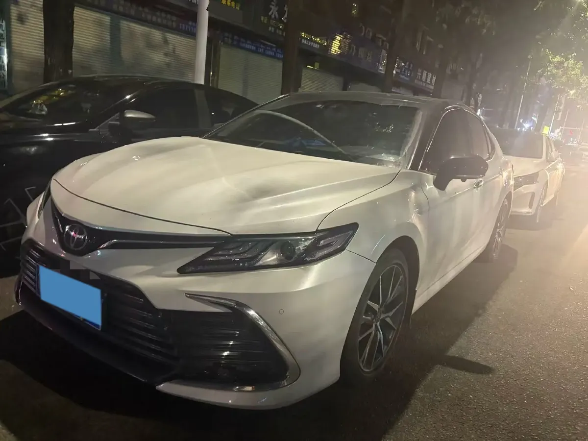 2021 Toyota Camry 2.5L 209HP L4 8AT,autocango,china used car exporter,china ev exporter,chinese used car exporter,chinese used ev exporter