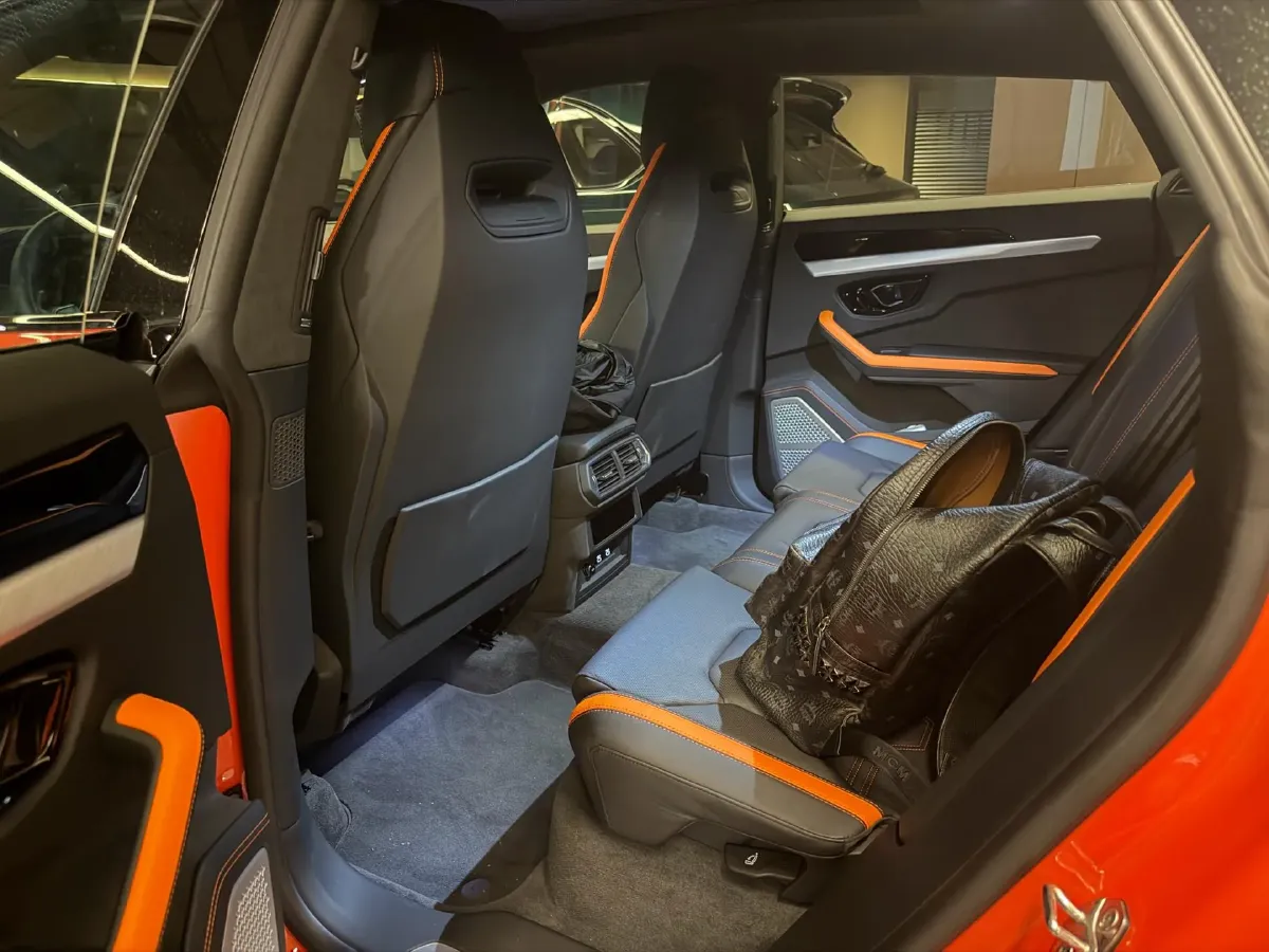 2025 Lamborghini Urus SE 4.0T 620HP V8 8AT PHEV,autocango,china used car exporter,china ev exporter,chinese used car exporter,chinese used ev exporter