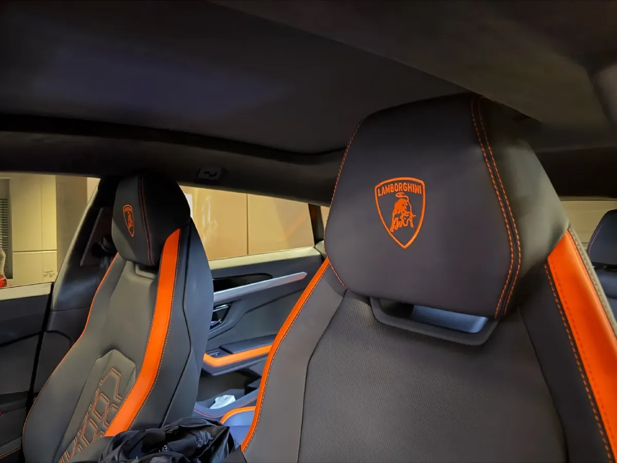 2025 Lamborghini Urus SE 4.0T 620HP V8 8AT PHEV,autocango,china used car exporter,china ev exporter,chinese used car exporter,chinese used ev exporter