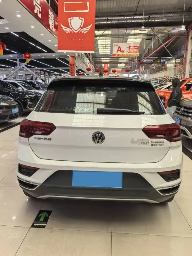2019 Volkswagen T-Roc 1.4T 150HP L4 7DCT,autocango,china used car exporter,china ev exporter,chinese used car exporter,chinese used ev exporter