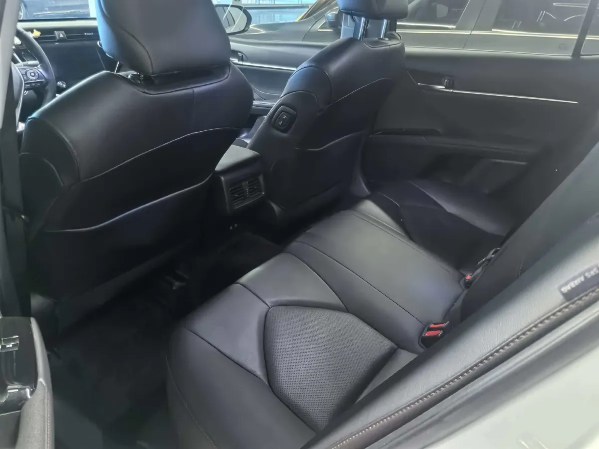 2019 Toyota Camry 2.0L 178HP L4 CVT,autocango,china used car exporter,china ev exporter,chinese used car exporter,chinese used ev exporter