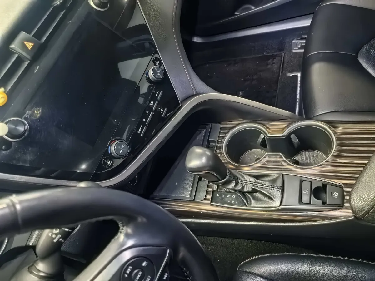 2019 Toyota Camry 2.0L 178HP L4 CVT,autocango,china used car exporter,china ev exporter,chinese used car exporter,chinese used ev exporter