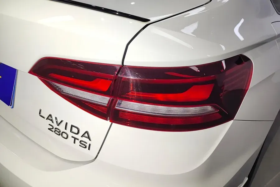 2023 Volkswagen Lavida 1.4T 150HP L4 7DCT,autocango,china used car exporter,china ev exporter,chinese used car exporter,chinese used ev exporter