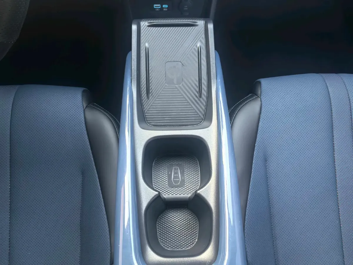 2024 BYD Seagull BEV 38.88KWH,autocango,china used car exporter,china ev exporter,chinese used car exporter,chinese used ev exporter