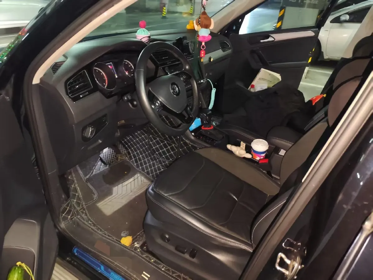 2019 Volkswagen CC 2.0T 186HP L4 7DCT,autocango,china used car exporter,china ev exporter,chinese used car exporter,chinese used ev exporter