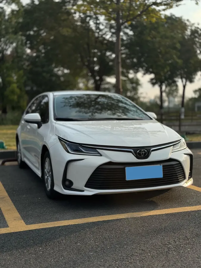 2021 Toyota Corolla 1.2T 116HP L4 CVT,autocango,china used car exporter,china ev exporter,chinese used car exporter,chinese used ev exporter
