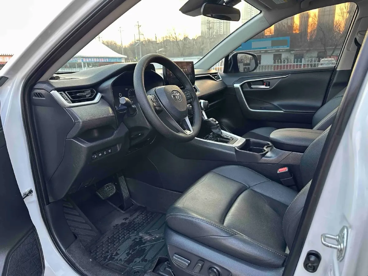 2023 Toyota Wildlander 2.0L 171HP L4 CVT,autocango,china used car exporter,china ev exporter,chinese used car exporter,chinese used ev exporter