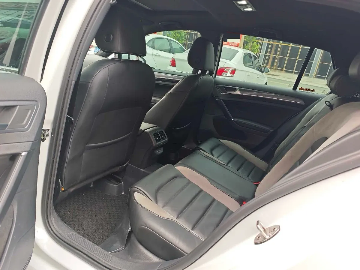 2019 Volkswagen Golf 1.4T 150HP L4 7DCT,autocango,china used car exporter,china ev exporter,chinese used car exporter,chinese used ev exporter