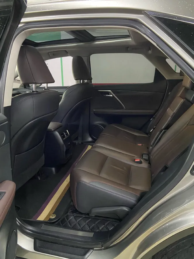 2016 Mercedes-Benz A AMG 2.0T 381HP L4 7DCT,autocango,china used car exporter,china ev exporter,chinese used car exporter,chinese used ev exporter